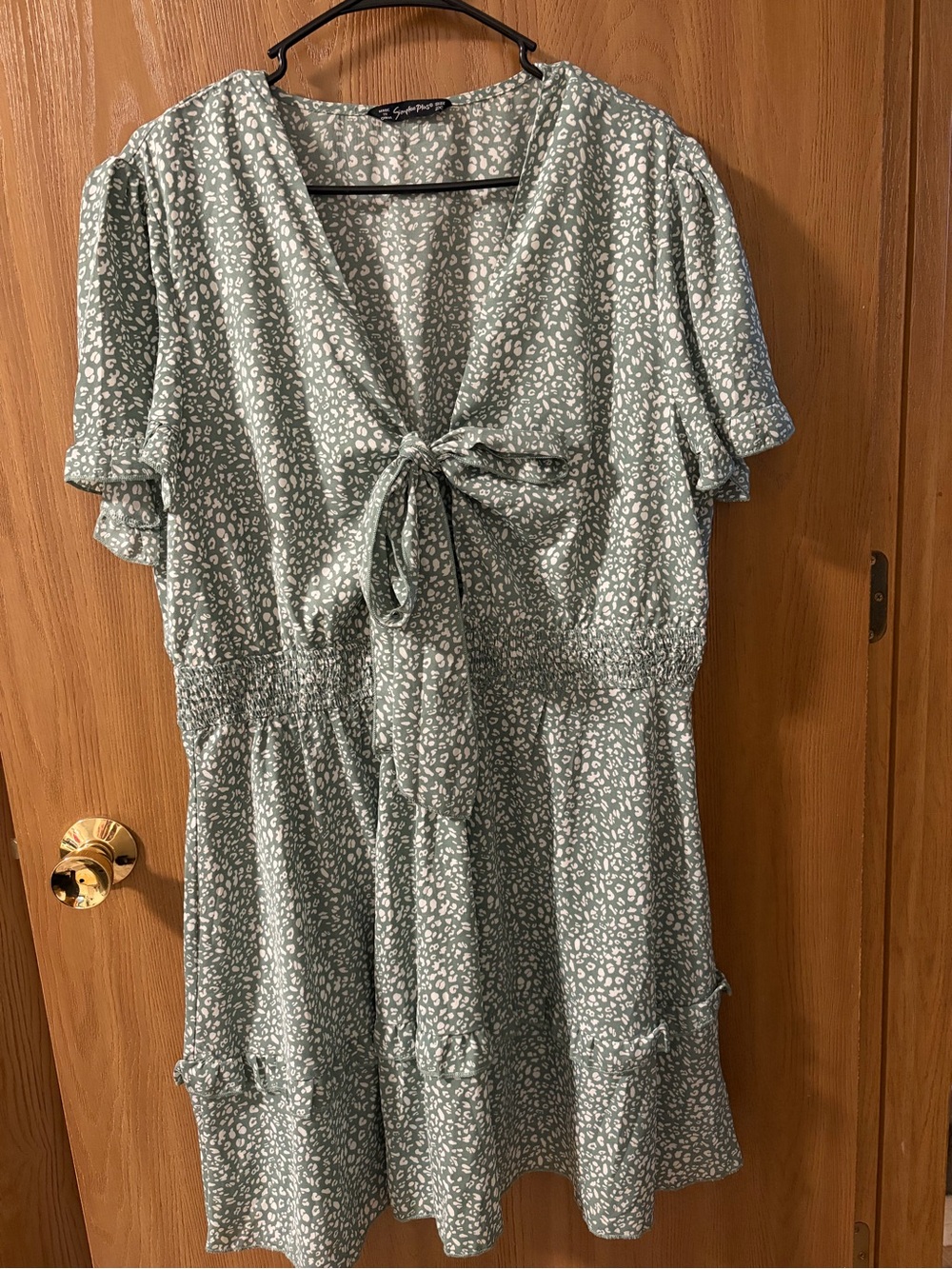 Simplee Apparel Sage Green Tie-Front Midi Dress with Ditsy Print